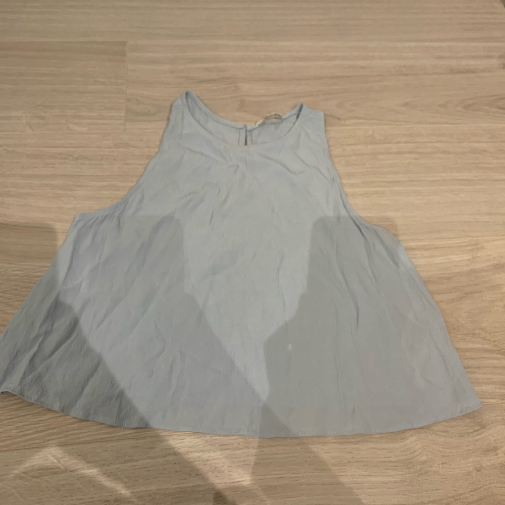 Aritzia loose baby blue cropped tank